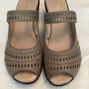 Jambu Brown Perforated Mules